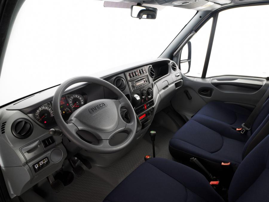  Iveco Daily Chassis Cab 2006 года  (фото 9 из 10)
